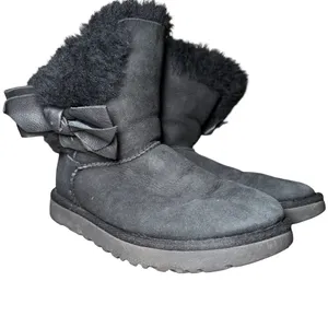 Ugg Daelynn Sheepskin Booties Womens Leather Bow Accent Shearling Winter Size 7 thumbnail 7
