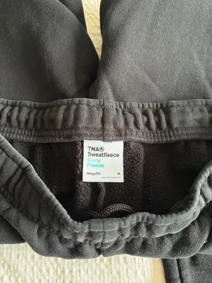 Aritzia Black Sweatpants thumbnail 2