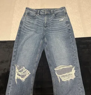 American Eagle High-Rise Mom Jeans Distressed thumbnail 1
