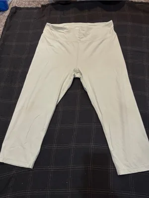 Light Mint Capri Leggings Green Size XL thumbnail 1