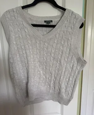 Cropped Wild Fable Sweater Vest Grey Cable Knit thumbnail 1