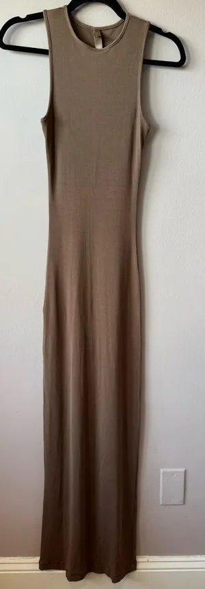 Skims Women’s Chocolate Brown‎ Sleeveless Ribbed Maxi Dress Size Small thumbnail 1