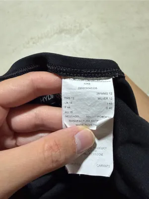 Nike hydrastrong Women’s Black One-Piece Swimsuit 12 thumbnail 8