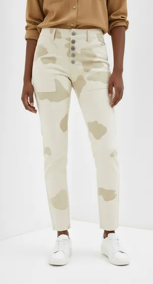Anthropologie The Wanderer Camo Button Fly Pants Size 28 thumbnail 1