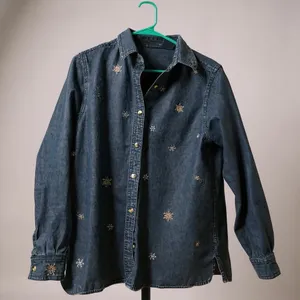 Womens Denim Long Sleeve‎ Shirt Snowflake Embroidery Blue Button Down Casual Top thumbnail 1