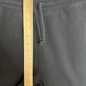 Gymshark Jogger Pants Medium Black Fleece Sweatpants‎ Drawstring Cuffed thumbnail 6