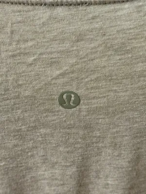 Lululemon Cates Tee in Heathered Rosemary Green thumbnail 5