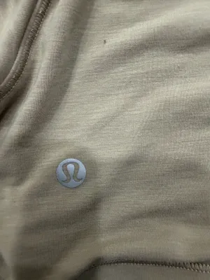 Lululemon crop top  thumbnail 3