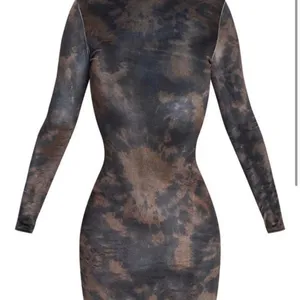 Pretty Little Thing Bodycon Dress thumbnail 2