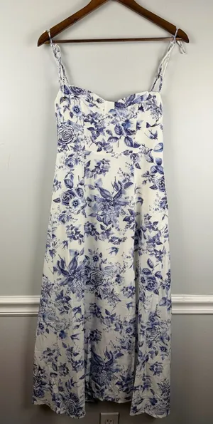 Petal + Pup Azelia Dress blue white midi size 6 thumbnail 1