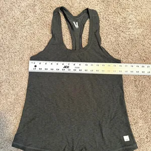 Vuori Performance medium racerback active tank top TS 3621 thumbnail 3