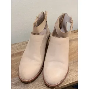 Kelsi Dagger Brooklyn Tan Leather Cutout Ankle Booties‎ Size 9 thumbnail 2