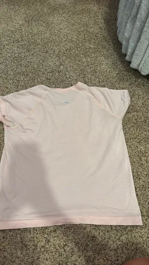 Lululemon shirt thumbnail 3