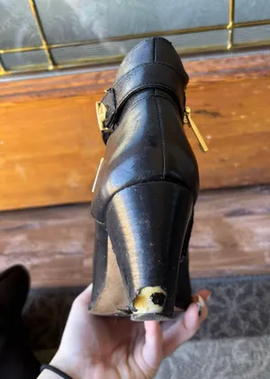 Louise et Cie Black Leather Heeled Booties with Gold Accents - Size 8 thumbnail 6
