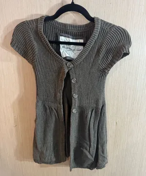 Women’s Vintage Abercrombie & Fitch Grey Button-Front Short Sleeve Cardigan M thumbnail 1