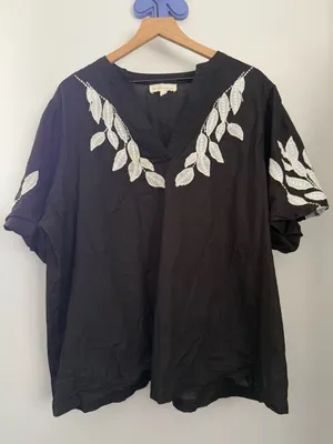 Jennifer + Grace 2X White Embroidered Black Blouse Boho Peasant Relaxed Resort thumbnail 4