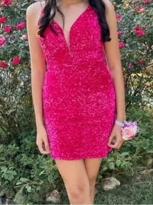 Adorable Alyce 4599 fitted straight dress in fuchsia plush sequins, size 2 thumbnail 8