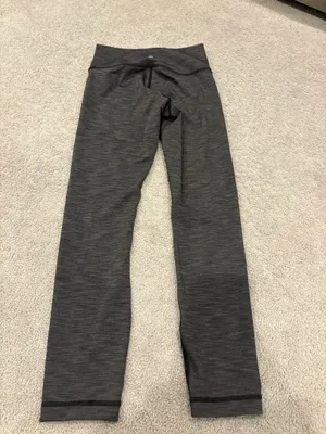 lululemon grey leggings 25” size 4  thumbnail 2