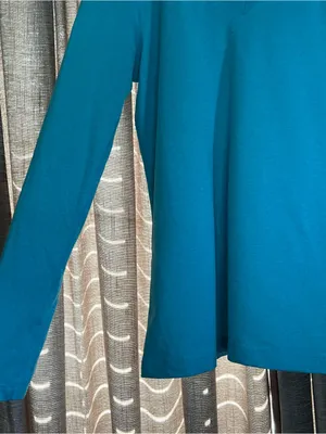 Nike Dri Fit Regular Fit Teal V-Neck Long Sleeve Athletic Top Size Medium thumbnail 7