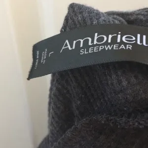 FINAL MARKDOWN Ladies ambrielle sleep shorts large Gray thumbnail 4