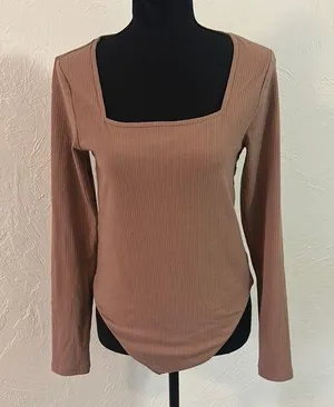 Old Navy Tan / Light Brown Lined Ribbed Adjustable Long Sleeve U Neck Bodysuit thumbnail 1