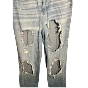 BDG Urban Outfitters Mom Hi-Rise Destroyed Jeans thumbnail 2