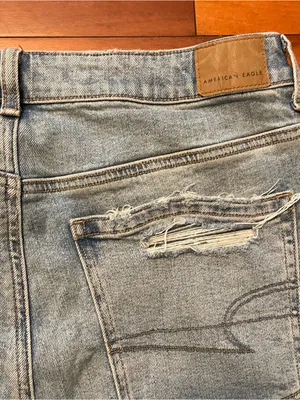 American Eagle Jeans Womens 12 Blue Denim Mom Straight Jean High Rise Distressed thumbnail 12