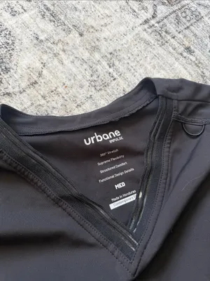 Urbane impulse black two piece scrub set Size M thumbnail 6