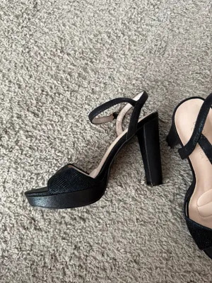 Black/Dark Blue Ankle-Strap Block Heels thumbnail 3