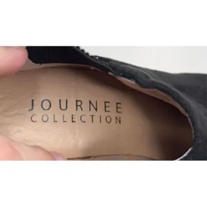 Journee‎ Chelsea Black Pointed Toe Kitten Heel Ankle Boots Booties Size 6 WIDE thumbnail 9
