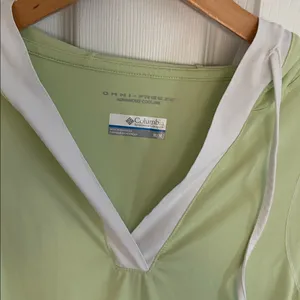 Columbia Women's lime Omni- freeze Hoodie thumbnail 4