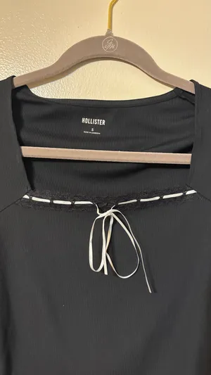 Hollister Black Long Sleeve Top thumbnail 3