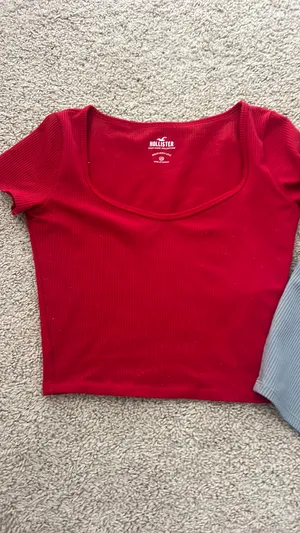 Hollister Tees thumbnail 2