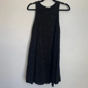 5/$25 Ginger‎ G Sleeveless Allover Lace Dress in Black thumbnail 2