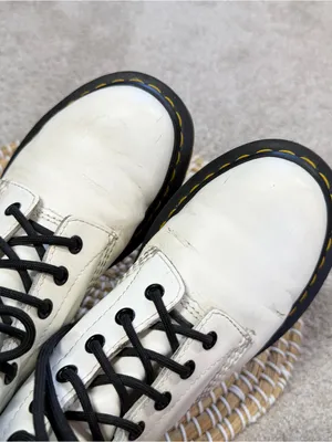 Dr. Martens Women’s Doc's. Doc Martens 11821 Boots 8 Eyes in White Gloss 7 thumbnail 13
