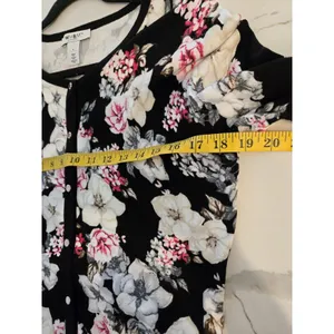White House Black Market WHBM Floral Button Cardigan Sweater Black Pink Women L thumbnail 7
