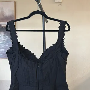 HOUSE OF‎ CB 'Tilly' Black Pin Tuck Mini Dress NWOT Size L D-DD thumbnail 4