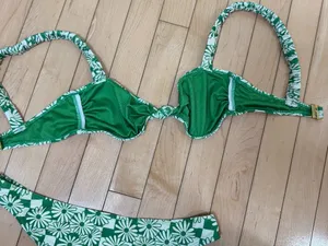 Nasty Gal Green Pop Daisy Floral Print Bikini Size 4 / Small thumbnail 4