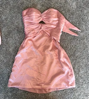 Source Unknown Pink satin mini dress with cutout detail and bow accent thumbnail 1