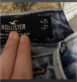 Hollister Jeans thumbnail 4