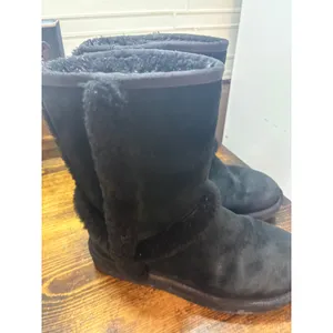 UGG‎ Black Boots Size 6 thumbnail 4