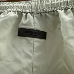 Fear of God Essentials Shorts Unisex Size Small Beige Nylon‎ Athletic thumbnail 2