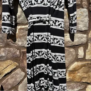 Diane von Furstenberg Julian Two Silk Wrap Dress US Size 6 Black White thumbnail 9
