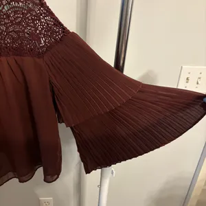 Abercrombie & Fitch Maroon Crochet Lace Pleated Sleeve Blouse thumbnail 4