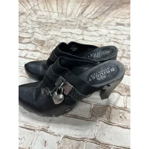 BRIDGET SHUSTER 10 Shoes SASSY BLACK LEATHER MULE HEELS Lock Heart Clogs‎ thumbnail 2
