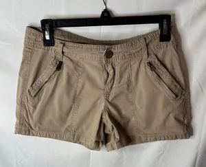 Faded Glory Women's Tan Cargo Shorts thumbnail 1
