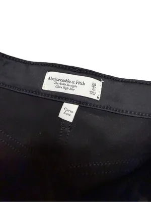 🖤NWT Abercrombie Curve‎ Love Vegan Leather Panel Ankle Straight Jeans Size 29🖤 thumbnail 7