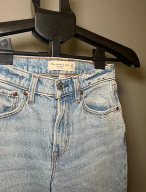 Abercrombie & Fitch Jeans thumbnail 2
