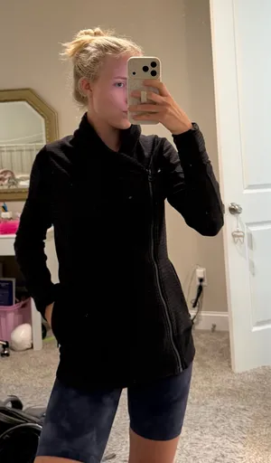 Lululemon Jacket Black thumbnail 1