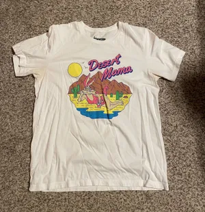 Desert Mama Coyote Graphic Tee thumbnail 1